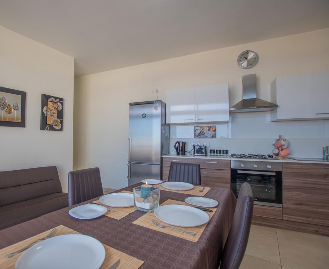 Kernice Penthouse With Sea And Country Views Of Xghajra Екстериор снимка