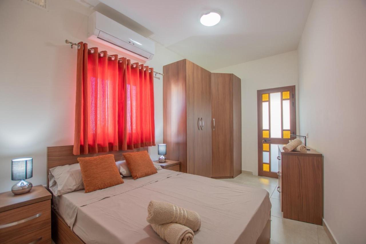 Kernice Penthouse With Sea And Country Views Of Xghajra Екстериор снимка